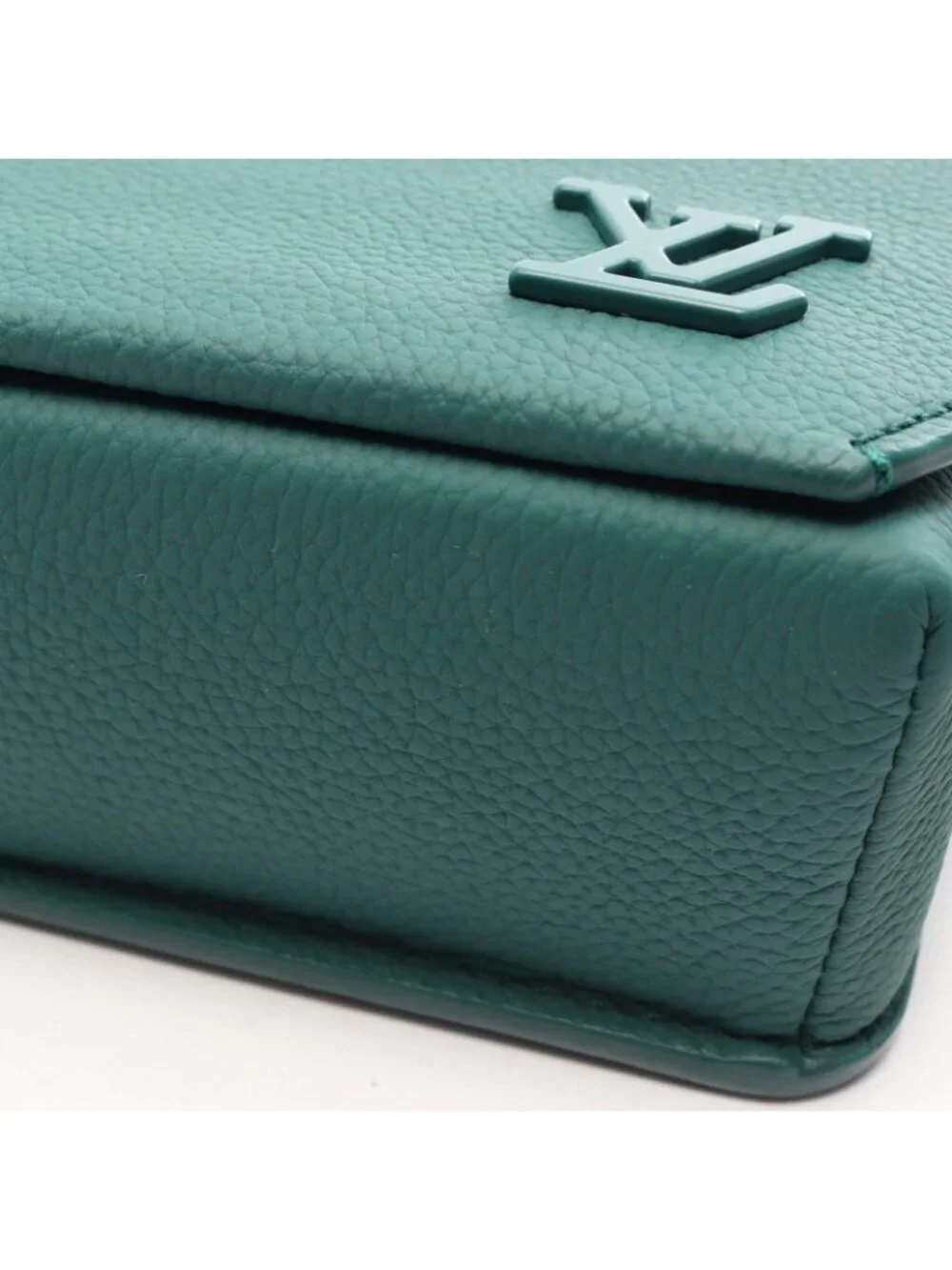 Louis Vuitton Shoulder Bag LV Aerogram Fast Line Wearable Wallet Green Leather